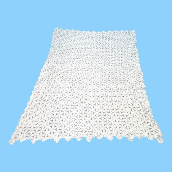 Vintage Handmade White Crochet Tablecloth 64"x77 Geometric Boho Chic Cottagecore - Picture 1 of 4